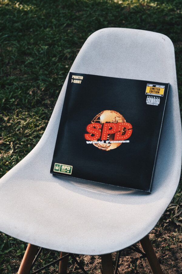 SPDWORLDFAMOUS 4TWENTY TEE - Image 4