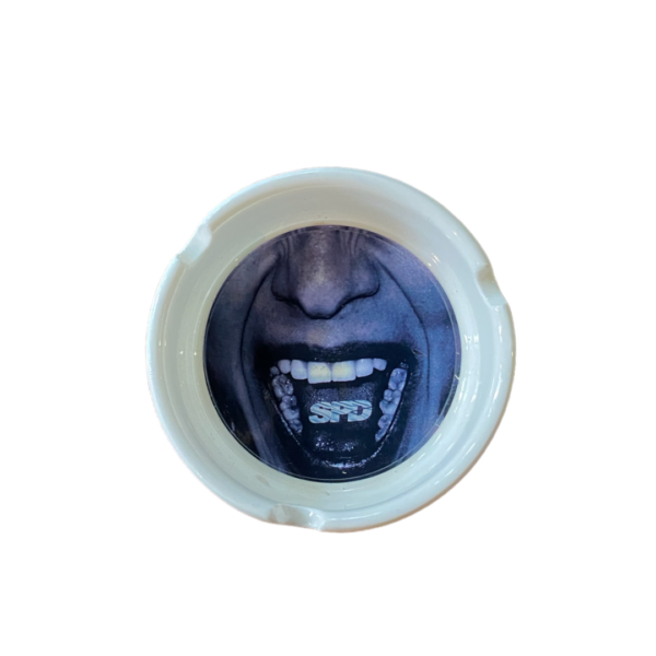SPDWORLDFAMOUS ASH TRAY